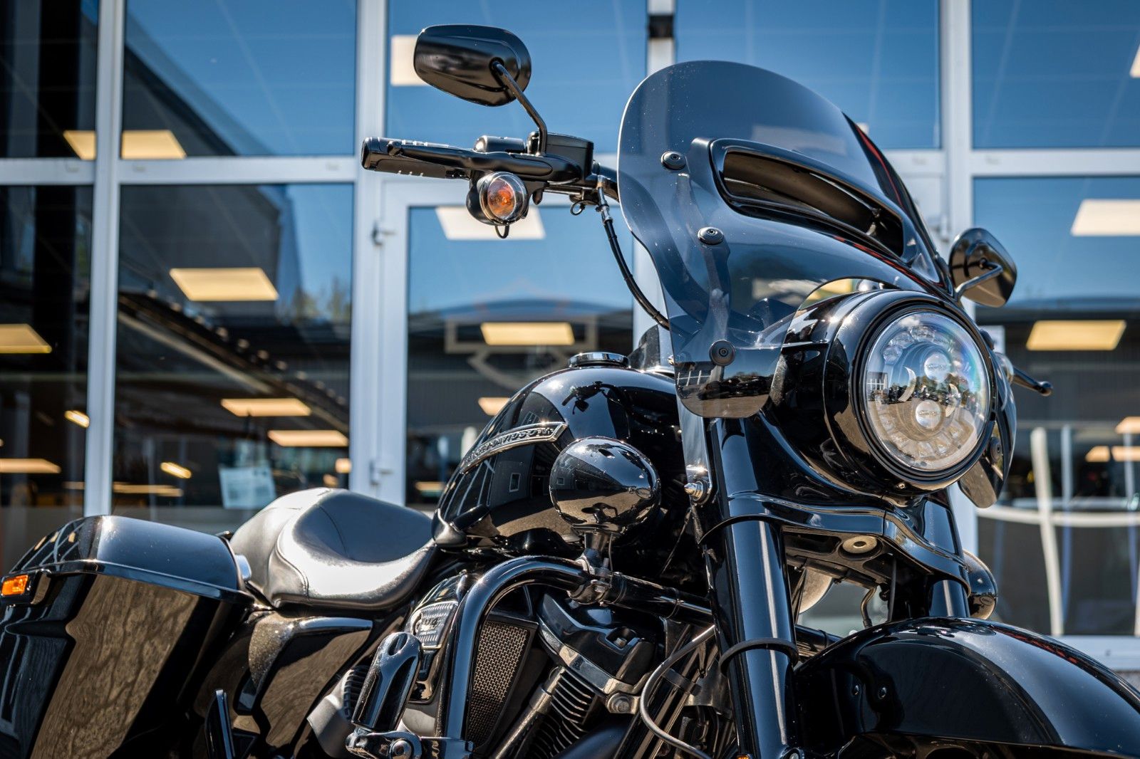 Fahrzeugabbildung Harley-Davidson ROAD KING SPECIAL 114 FLHRXS -Screamin Eagle