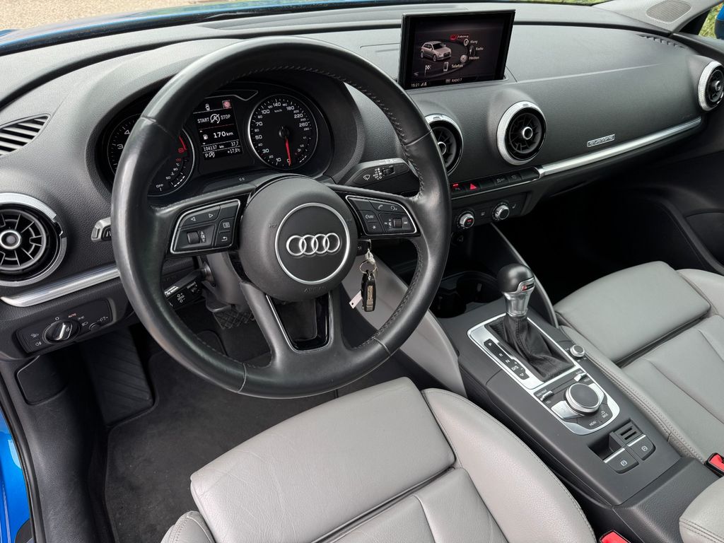 Audi A3 2.0 TFSI S tronic quattro,1Hand,ACC,RFK,Leder
