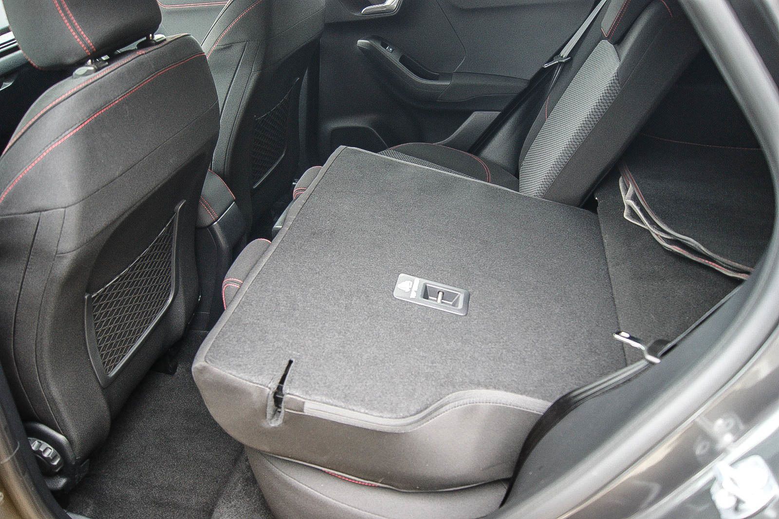 Fahrzeugabbildung Ford Puma 1.0 EcoBoost ST-Line BODY-STYLE NAVI KAMERA