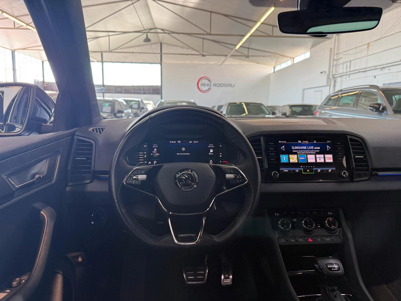 Skoda Karoq Sportline 4x4/KAMERA/LED/AHK/NAV