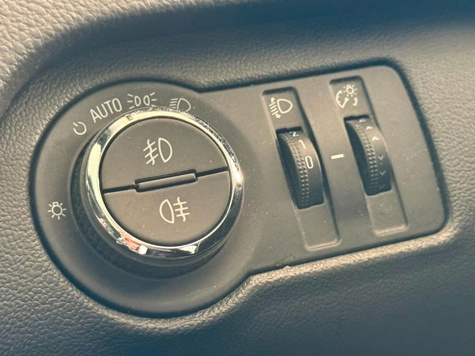 Opel Insignia Sports Tourer 150 Jahre NAVI. SHZ