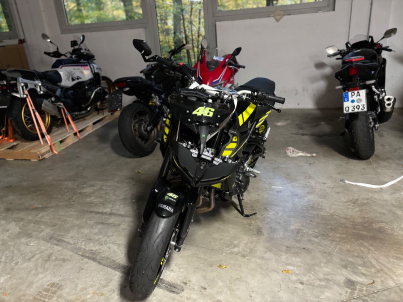 Fahrzeugabbildung Yamaha MT 09 ABS Unfallschaden