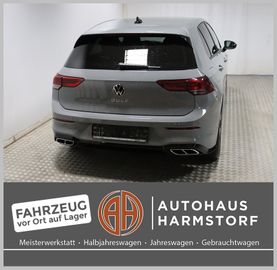 Volkswagen Golf VIII Lim. R-Line 1.5 LED Plus 18Zoll Kamera