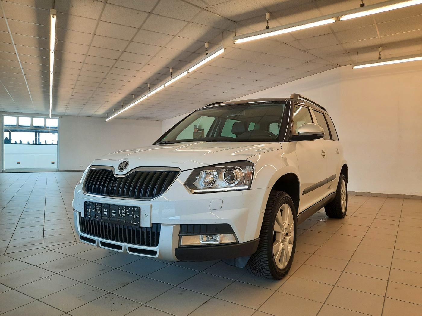 Skoda Yeti TOP ZUSTAND+STANDHEIZUNG+AHK+NAVI+BI-XENON+
