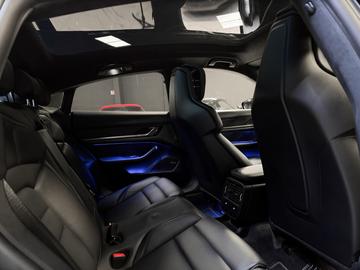 صورة مصغرة 13 لـ 2020 Porsche TAYCAN