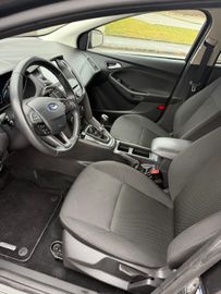 Ford Focus - 7