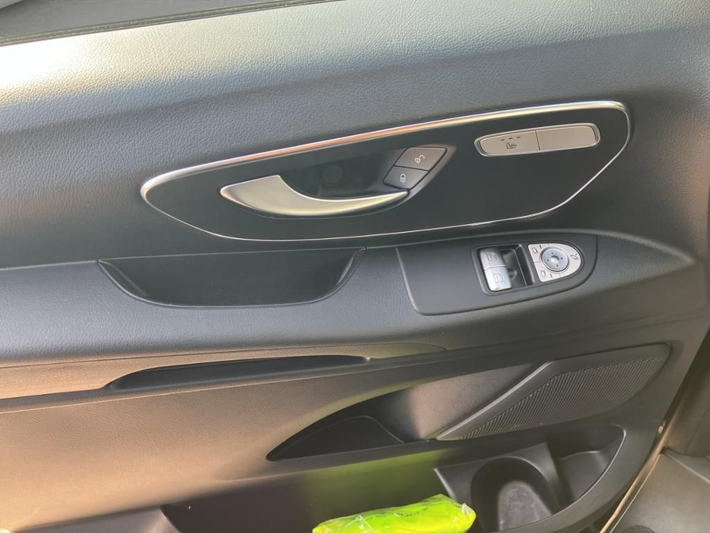 Fahrzeugabbildung Mercedes-Benz Vito 119 Tourer Select lang AHK*LED*PDC*Sitzhzg*
