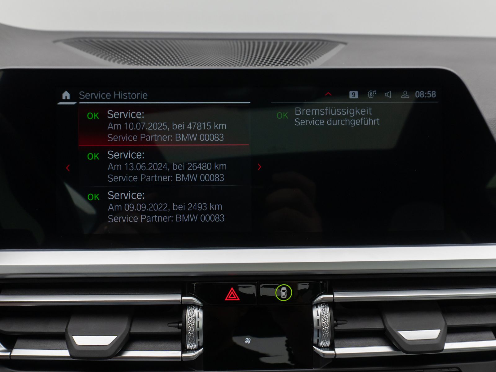 Fahrzeugabbildung BMW M4 xD Coupé Competition Kamera Glasdach HUD H/K