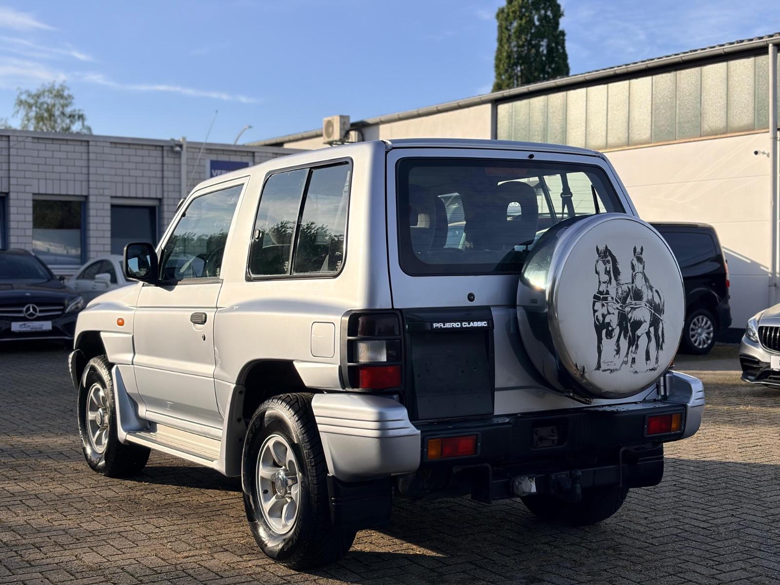 Mitsubishi Pajero 2004 — photo 9