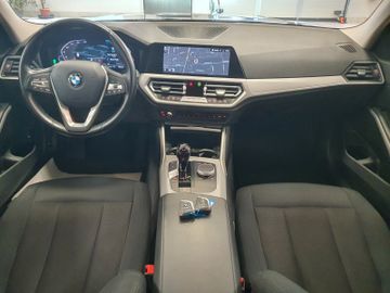 BMW 320 - 3
