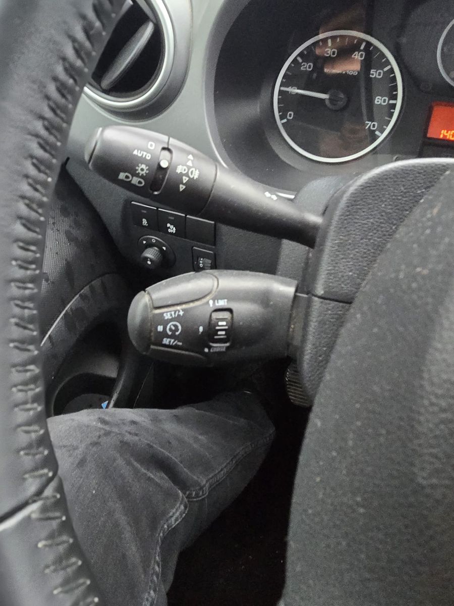 Fahrzeugabbildung Citroën Berlingo Multispace KINDER-PAKET AUS 1.HAND