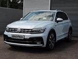 Volkswagen Tiguan 2.0 TSI R-Line DSG 4Motion RFK Pano - VW Tiguan Gebrauchtwagen in Stuttgart