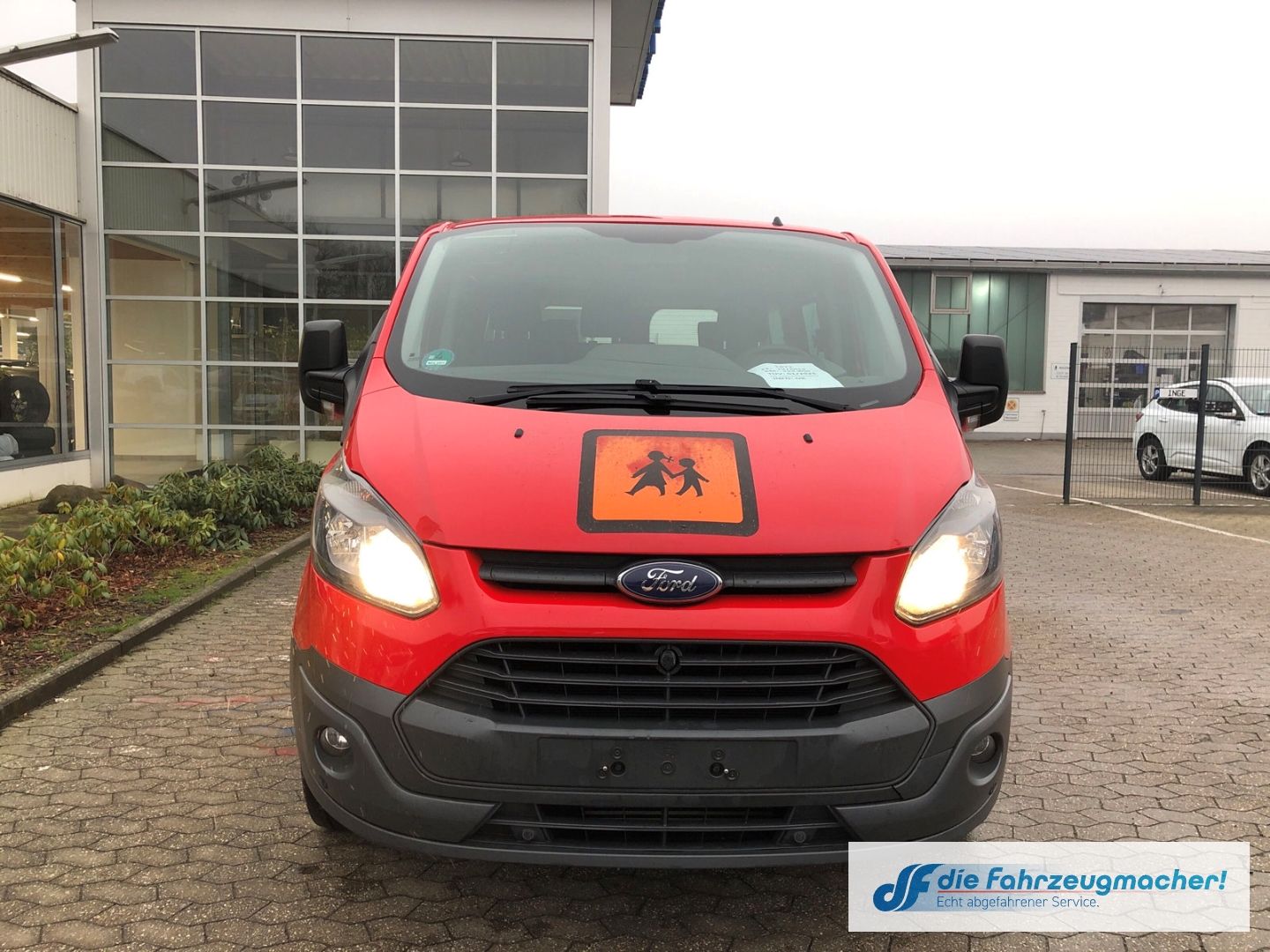 Fahrzeugabbildung Ford Transit Custom Kombi 300 L1 2.2 TDCi *1871