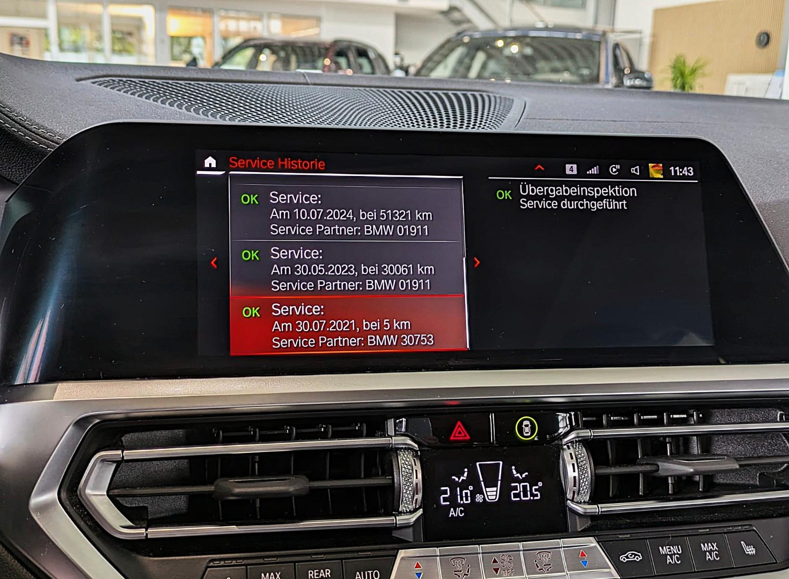 BMW 330d xDrive SAG LUXURY LEDER VIRTUAL  PANO LED