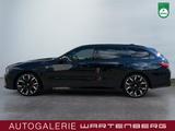 BMW 540d xDrive Touring M Sport Pro/AHK/LED/360°/H&K - schwarze BMW 540