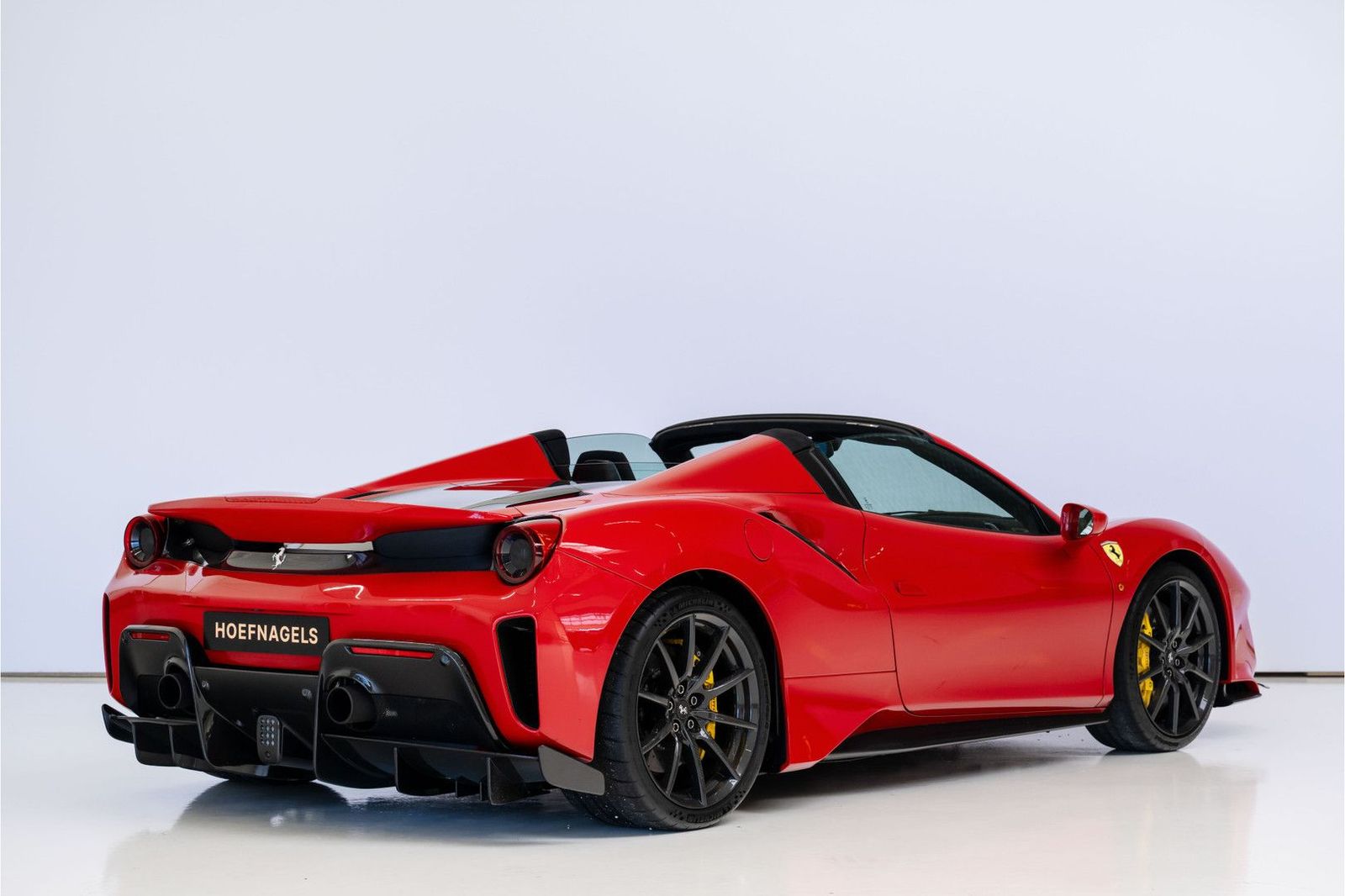 Ferrari 488 Pista 3.9 Spider, Full Carbon Wheels, Lift, imagem 3