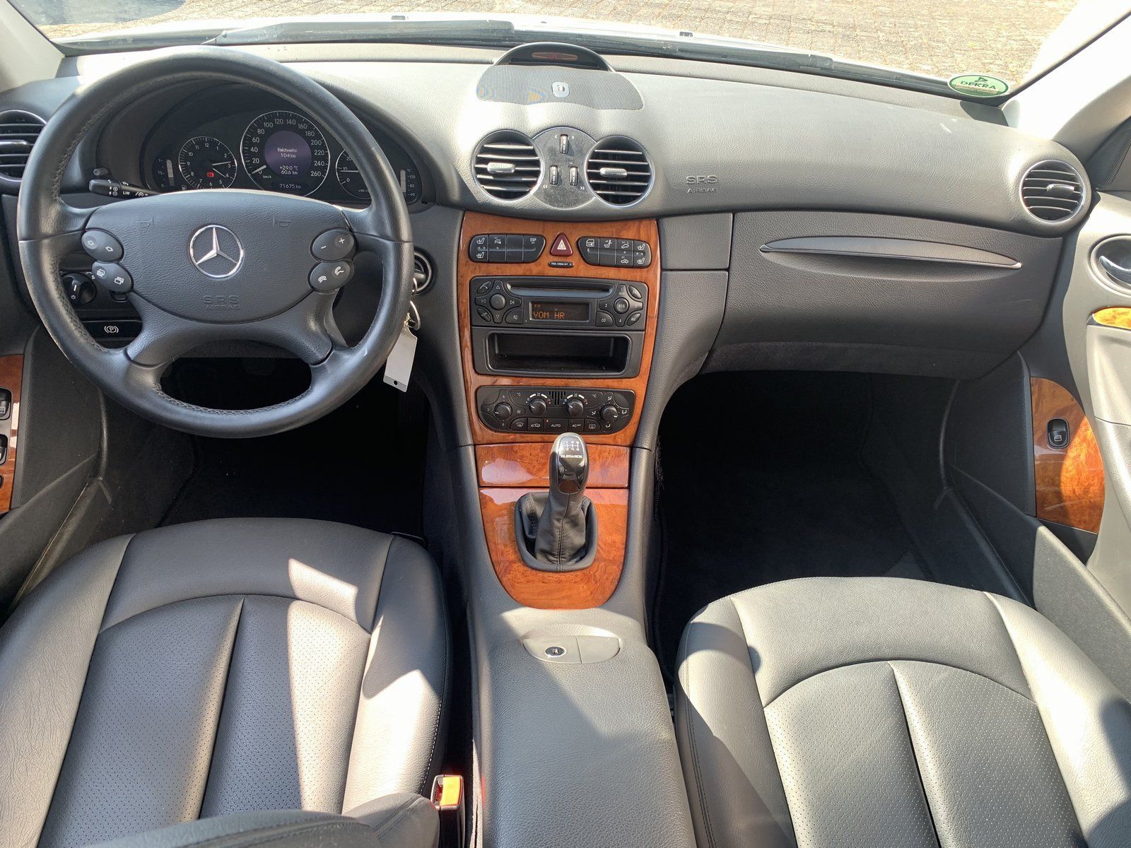 Fahrzeugabbildung Mercedes-Benz CLK 200 Elegance im KD Auftrag wenig Km