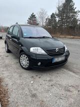 Citroën Auto ist top tuv bis 30.06.26 - gebrauchte Citroën C3 aus dem Jahr 2002