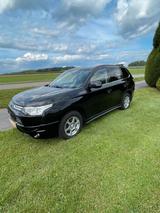 Mitsubishi Outlander 2.2 DI-D Invite 4WD,4x4,Sperre,Unters. - gebrauchte Mitsubishi Outlander aus dem Jahr 2013