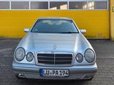 Mercedes-Benz E 200 - Top Zustand - Inspektion Neu - gebrauchte Mercedes-Benz E 200 aus dem Jahr 1996