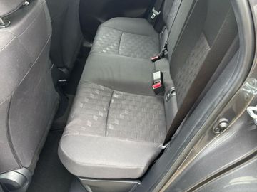 Toyota Yaris - 7