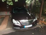 Mercedes-Benz E 300 4MATIC BlueEFFICIENCY ELEGANCE ALLRAD - gebrauchte Mercedes-Benz E 300 aus dem Jahr 2011