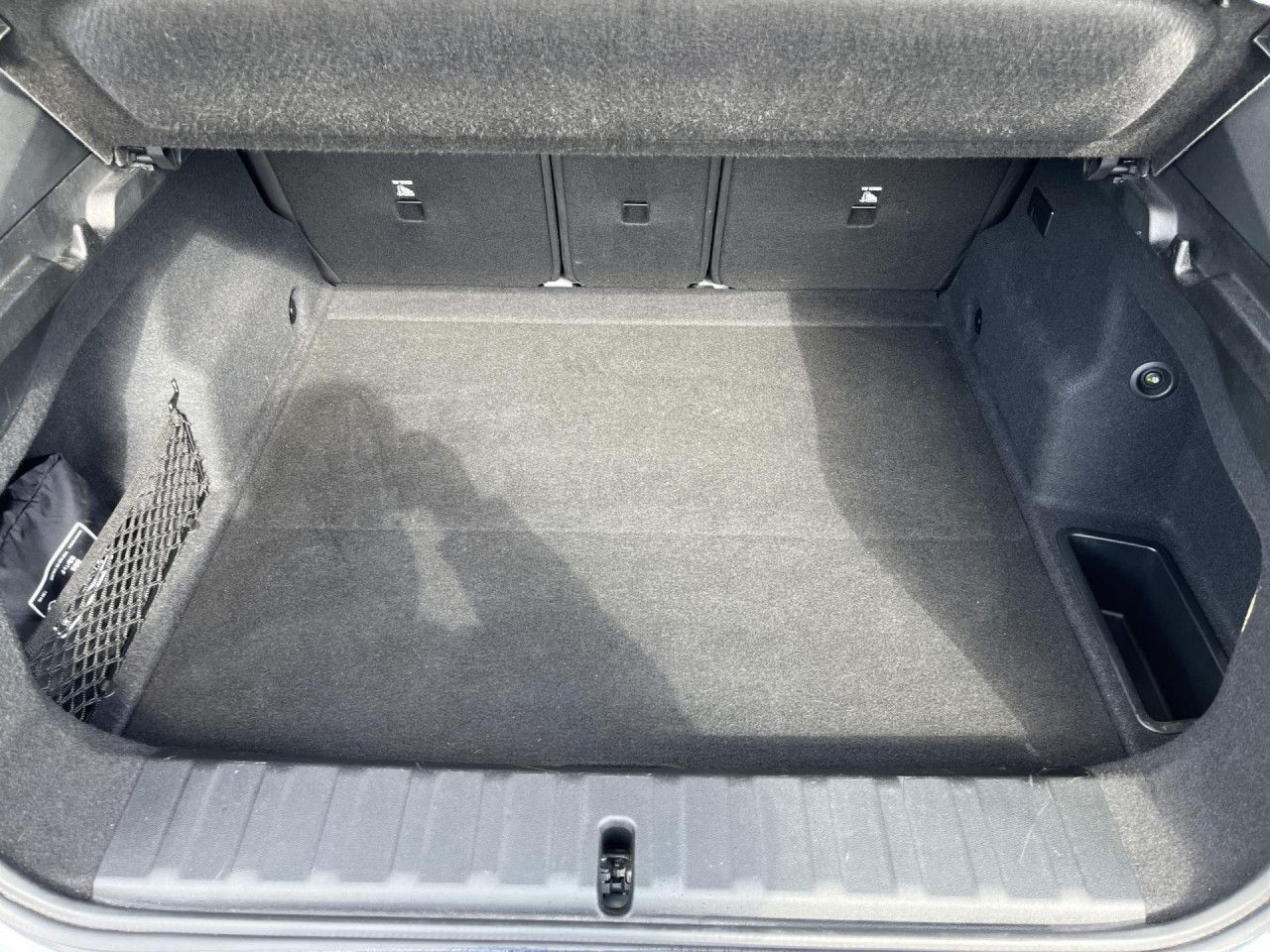 BMW iX2 - Bild 20