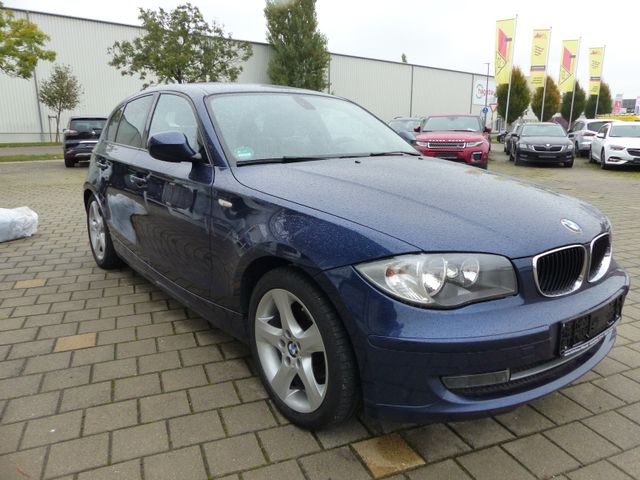 BMW 116i M Paket ,Leder,4xTürer,1-Hand,GSHD,Klima,SH