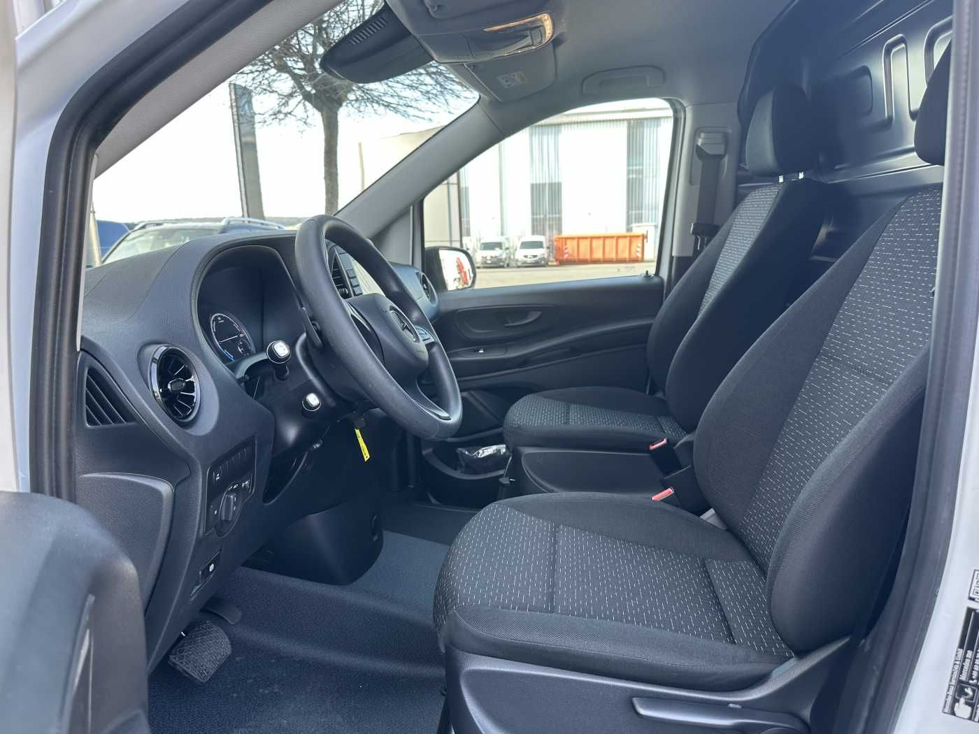 Fahrzeugabbildung Mercedes-Benz eVito 112 Klima Kamera Audio 30 Sitzheiz Tempom.