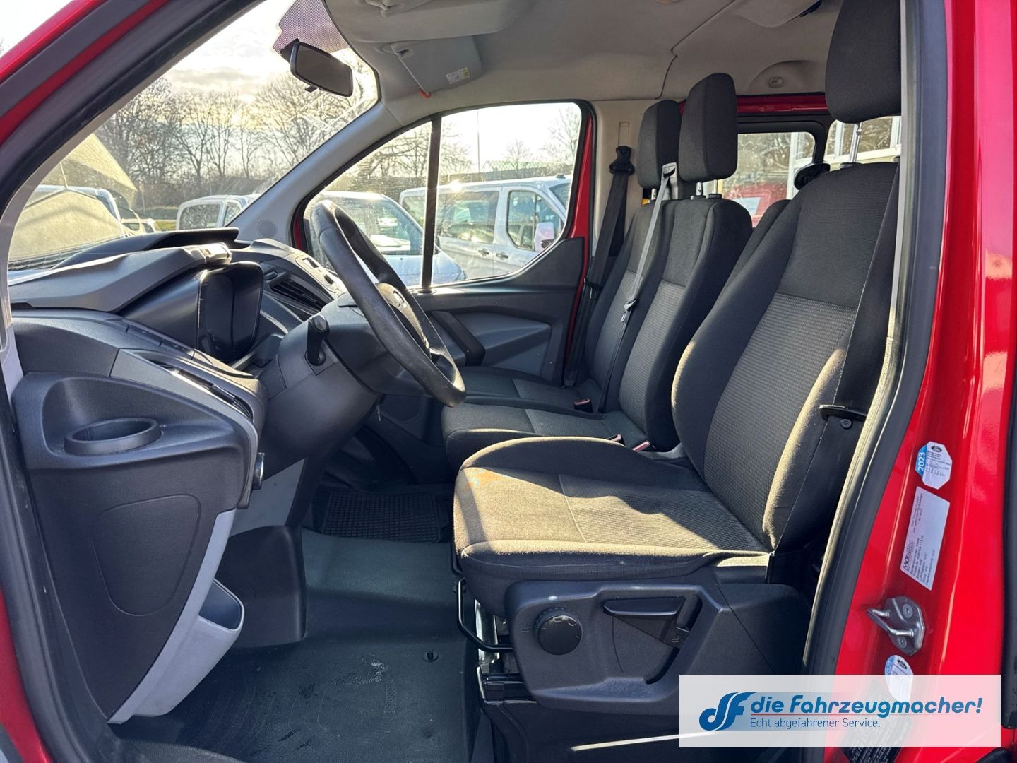 Fahrzeugabbildung Ford Transit Custom Tourneo 300 L1 *2547 *EXPORT