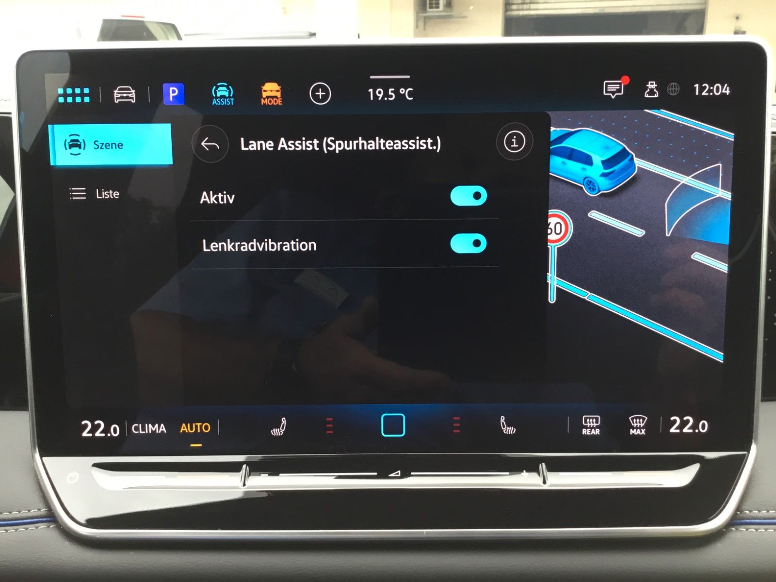 Fahrzeugabbildung Volkswagen Tiguan 2.0 TDI DSG 4M R-Line+AHK+20"+Pano