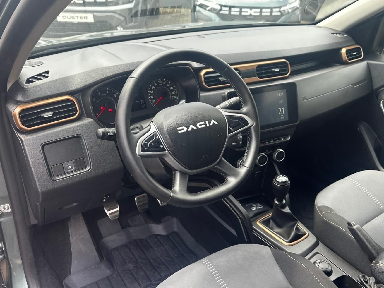 Fahrzeugabbildung Dacia Duster Extreme TCe 150 4x4