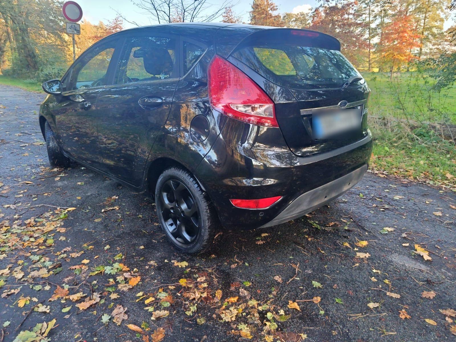 Ford Fiesta 2010 — engine 90 HP (66kW)
