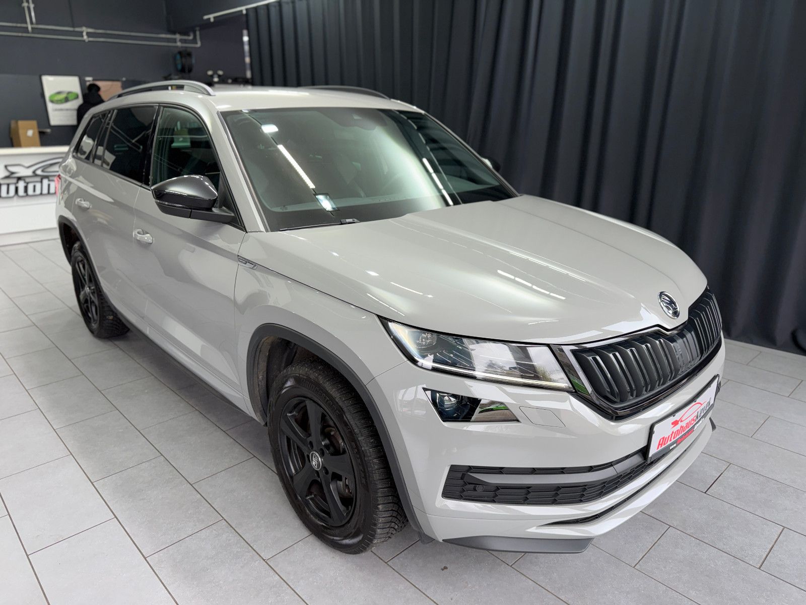 Fahrzeugabbildung SKODA Kodiaq Sportline 4x4 |7-SITZER|AHK|CANTON|NARDO