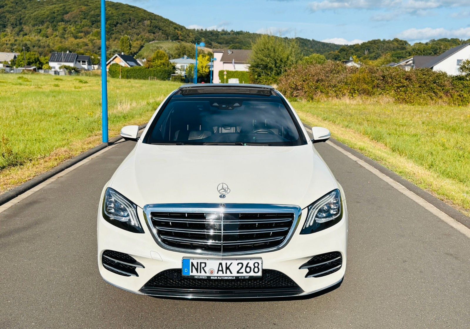 Fahrzeugabbildung Mercedes-Benz S400d AMG-Line Lang 4Matic*Chauffeur-Paket*Pano*