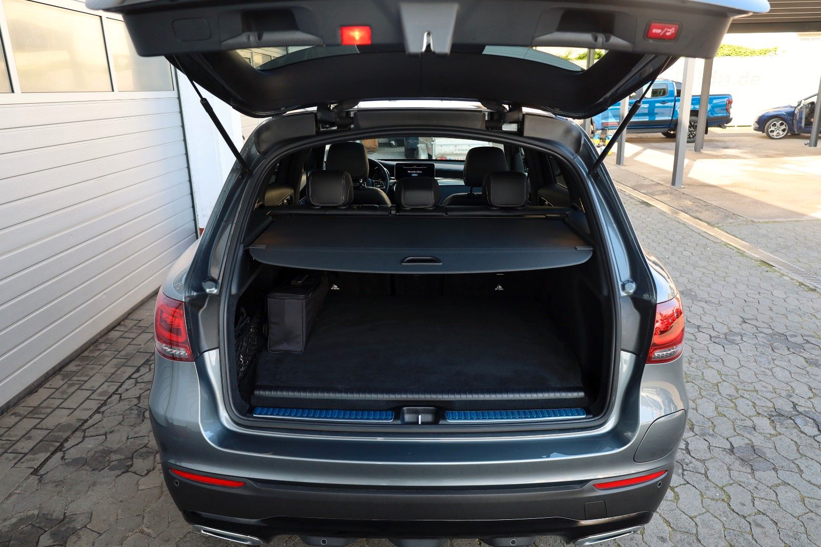 Fahrzeugabbildung Mercedes-Benz GLC 300de 4Matic,T.Leder,Navi,LED,Kamera,PanDach