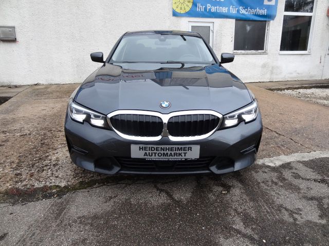 Fahrzeugabbildung BMW 320d Sport Line/1.Hd/Virtual/AHK/Leder Navi/