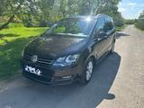 Volkswagen Sharan 2.0 TDI SCR DSG Highline  - VW Sharan in Magdeburg