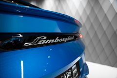 Urus S 2024 BLUE/BLACK-YELLOW MASSAGE B&amp;O PANO