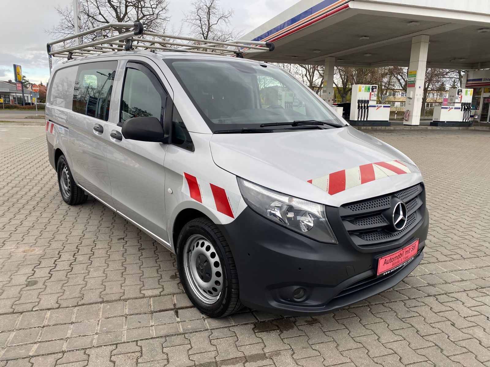 MERCEDES-BENZ Vito Kasten 114 4x4 lang Autom. Klima Standheiz.