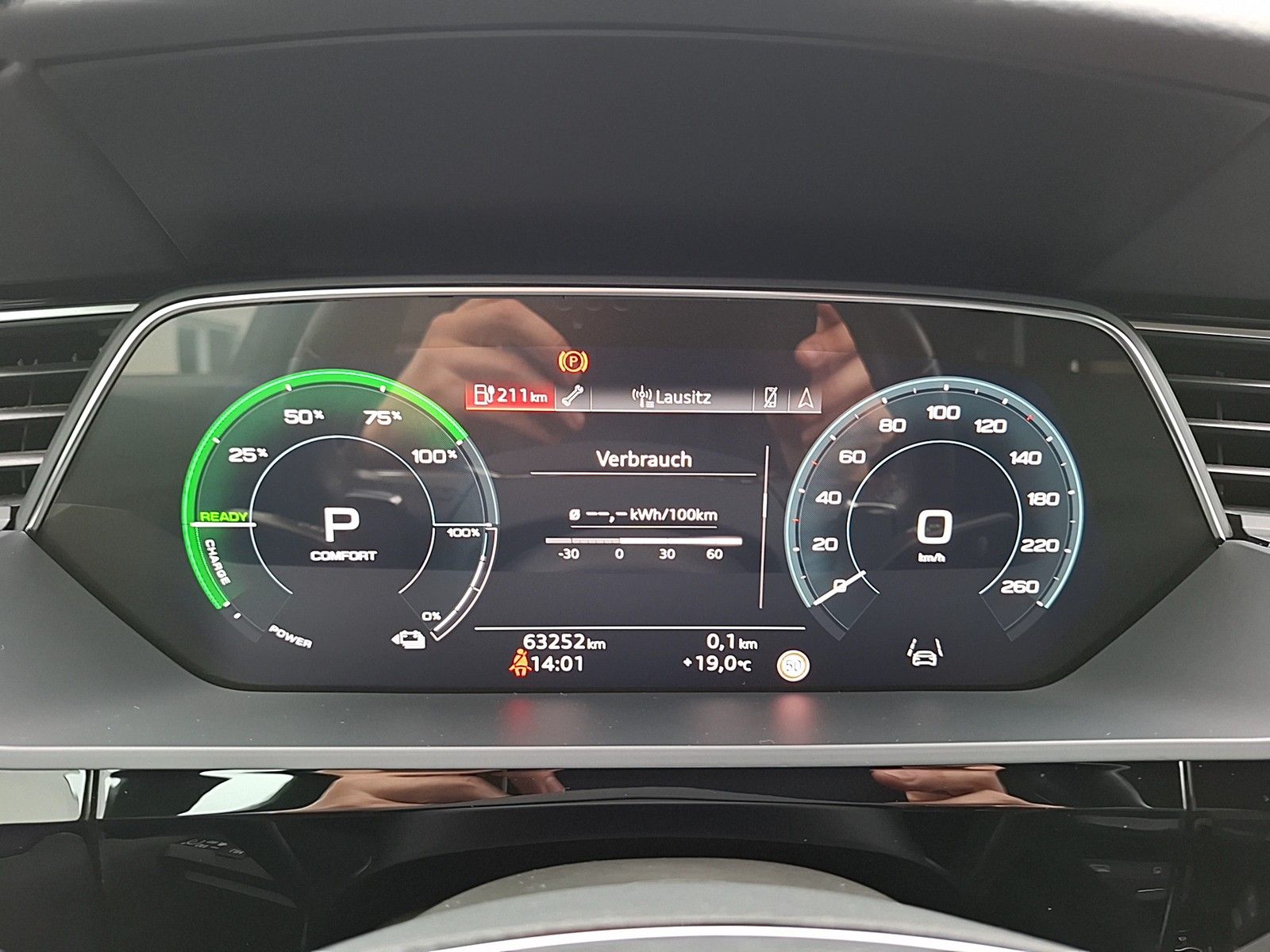 Fahrzeugabbildung Audi e-tron Sportback 50 advanced quattro LED Navi AV