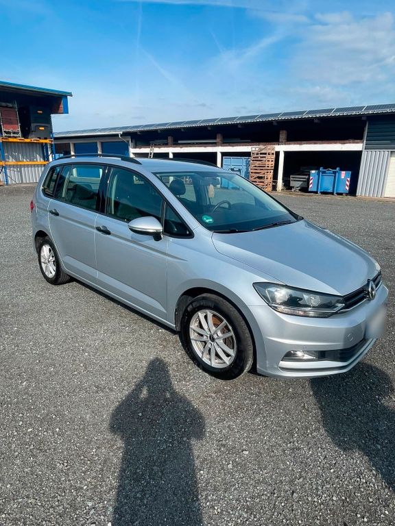 Image of Volkswagen Touran
