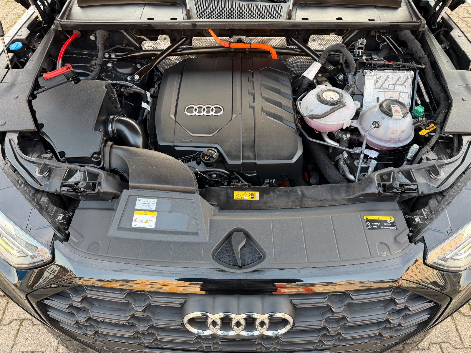 Fahrzeugabbildung Audi Q5 55 TFSI e quattro S-LINE ACC LANE ASSIST HUD