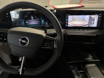 Fotografie 16 des Opel Astra Sports Tourer Electric GS Komfort + Infota