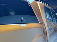 NISSAN Navara Double Cab 4x4 Sperre LED Temp 1. Hand