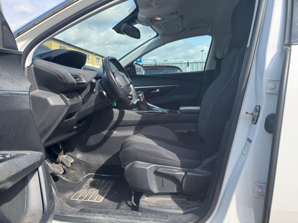 Peugeot 3008 PureTech 130 Stop & Start Crossway
