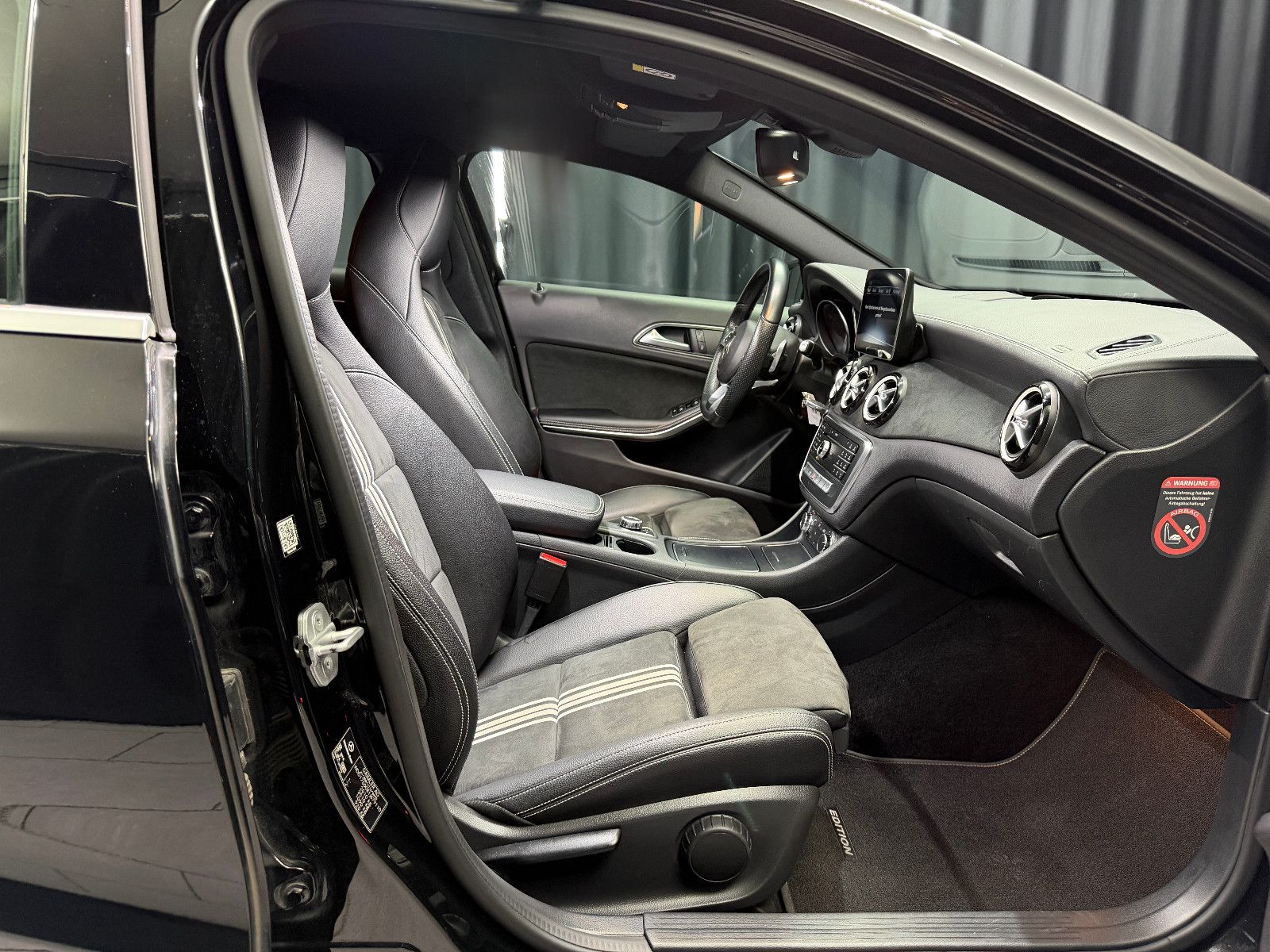 Fahrzeugabbildung Mercedes-Benz A 200 CDI|AMG-LINE|7G AUTOMATIK|NAVI|KAMERA