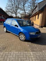 Skoda Fabia 1.4 MPI VW Polo Golf - Skoda Fabia aus 2002: 1.4