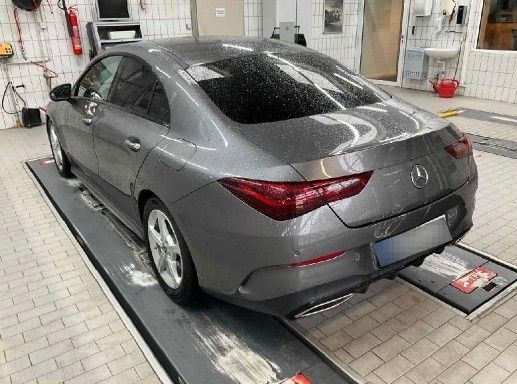 Fahrzeugabbildung Mercedes-Benz CLA 200d AMG+LederGrau+Ambiente+RFK+Night