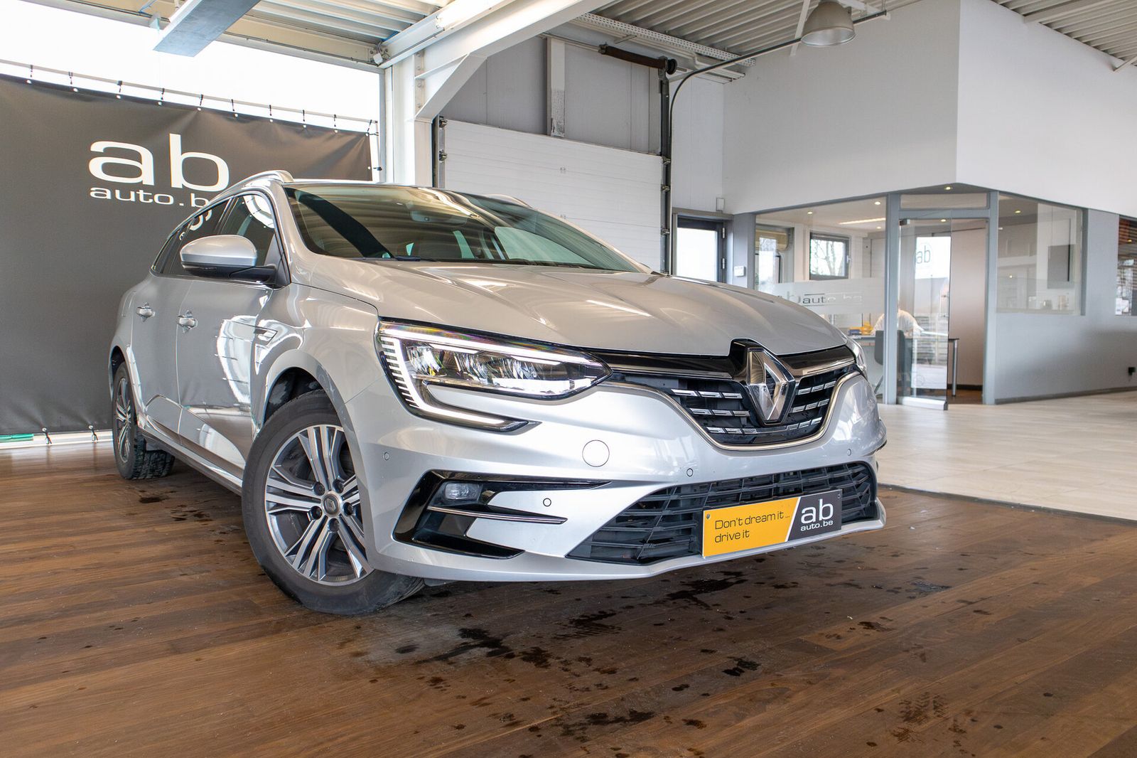 Renault Megane SW, LED, CAMERA, APPLE/ANDROID, HEAD-UP,  imagem 3